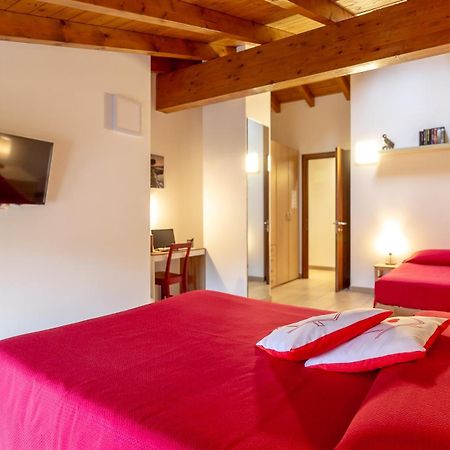 Ferienwohnung Casacri Cittiglio Exterior foto